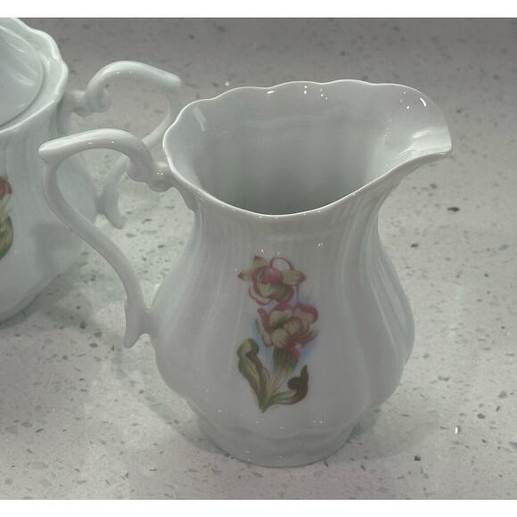 Mid Century Newfoundland Hand Painted Fine China Sugar Cream Salt Pepper Set - Picture 2 of 7